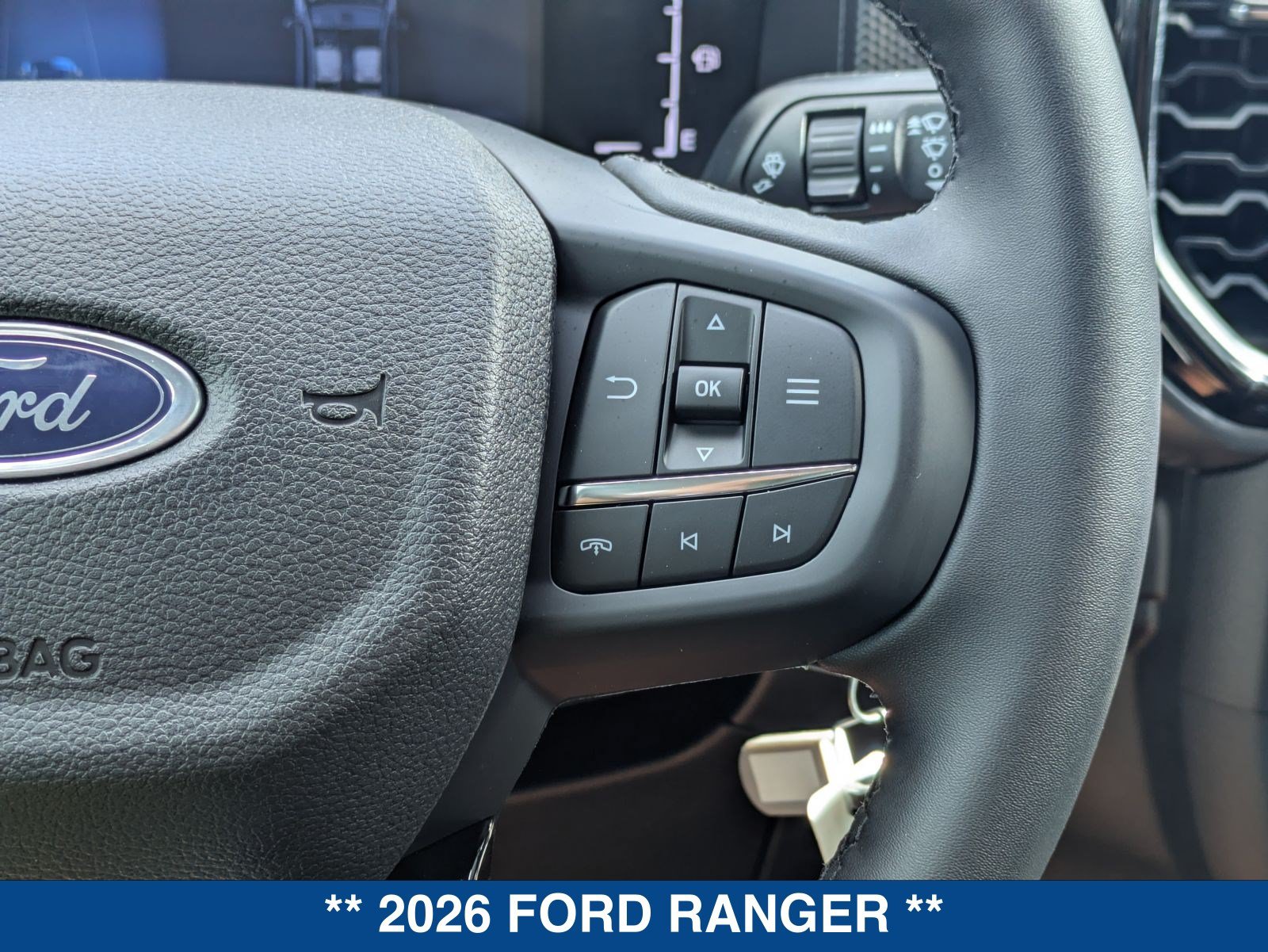 New 2026 Ford Ranger XLT w/ Black Appearance Package RWD image 27