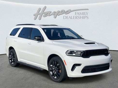Used 2024 Dodge Durango GT image 1