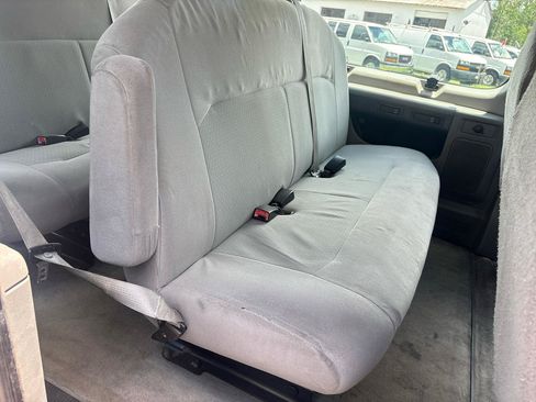 Used 2012 Ford E-350 and Econoline 350 XLT RWD image 20