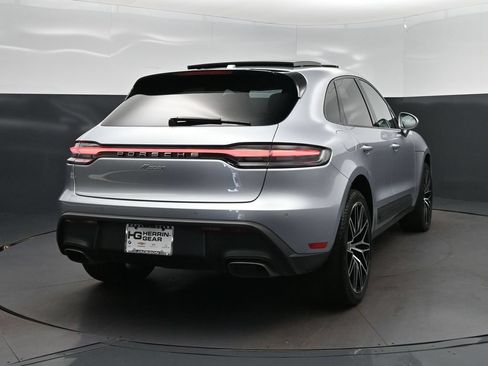 Used 2023 Porsche Macan AWD/4WD image 7
