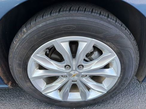 Used 2024 Chevrolet Malibu LT FWD image 12