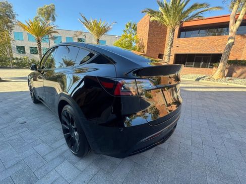Used 2023 Tesla Model Y Long Range AWD/4WD image 7
