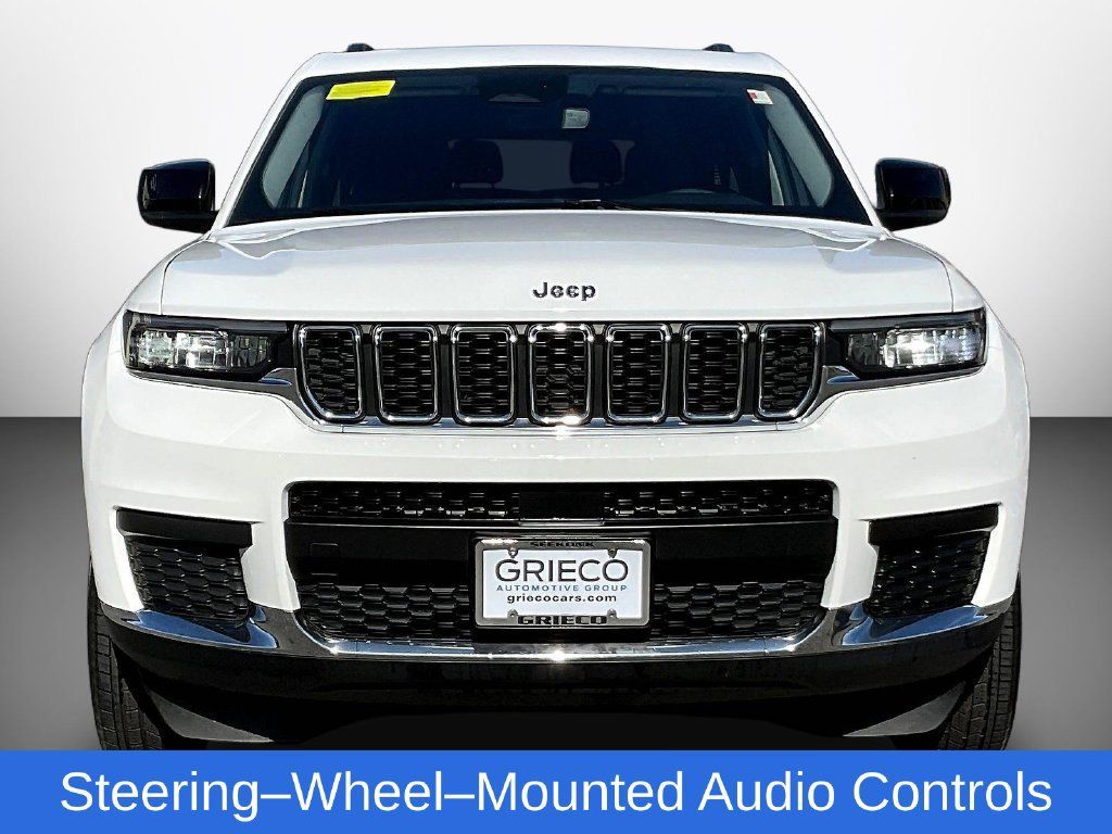 Used 2023 Jeep Grand Cherokee L Laredo AWD/4WD image 2