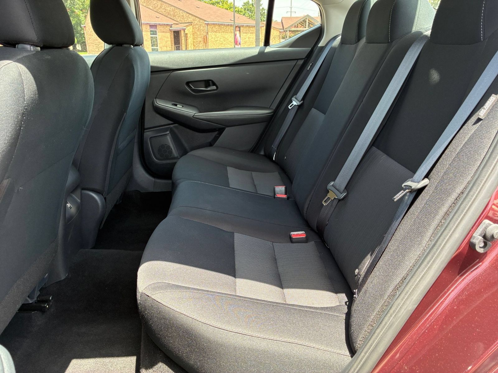 Used 2025 Nissan Sentra SV FWD image 22