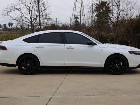 Certified 2023 Honda Accord Sport image 4