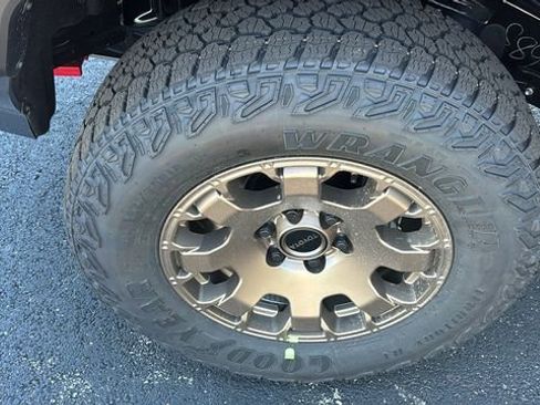 New 2026 Toyota Tacoma 4x4 Double Cab Hybrid w/ Tow Tech Package image 37