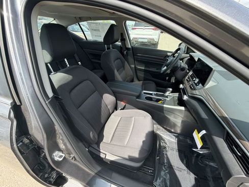 New 2026 Nissan Altima 2.5 SV image 24