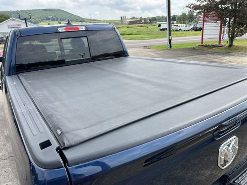 Used 2019 RAM 1500 Big Horn image 25