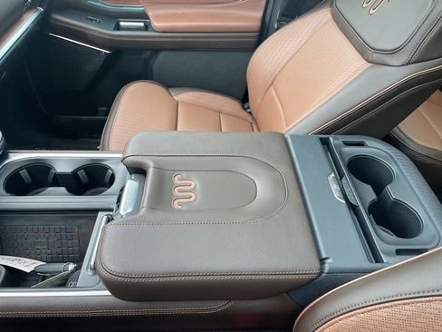 New 2025 Ford Expedition King Ranch image 46