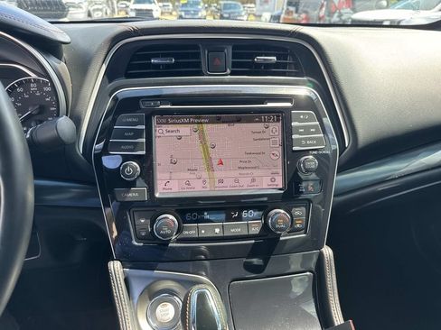 Used 2023 Nissan Maxima SR w/ Sport Mat Group FWD image 38