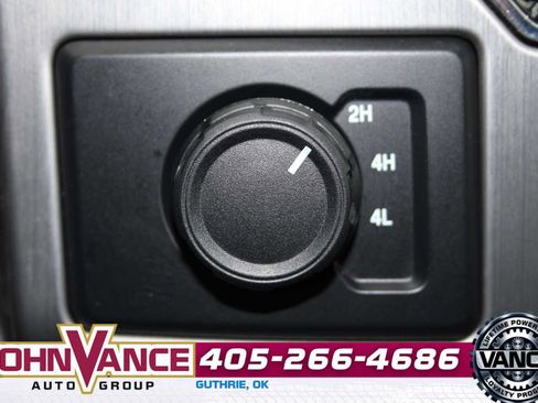 Used 2022 Ford F450 Platinum w/ FX4 Off-Road Package image 40