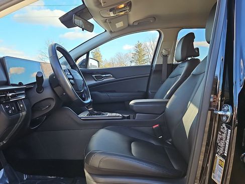 Certified 2026 Kia Sportage EX image 14