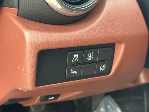 Used 2017 MAZDA MX-5 Miata RF Grand Touring image 17