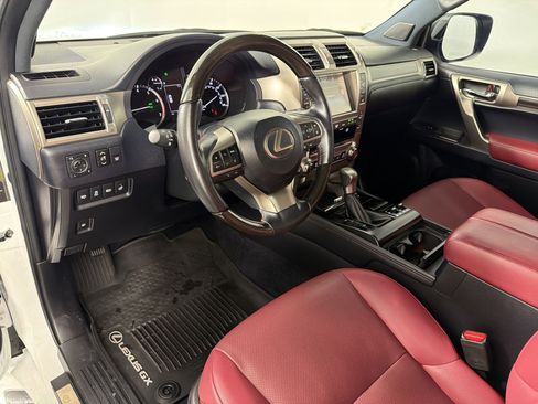 Used 2021 Lexus GX 460 Premium w/ Premium Package AWD/4WD image 4