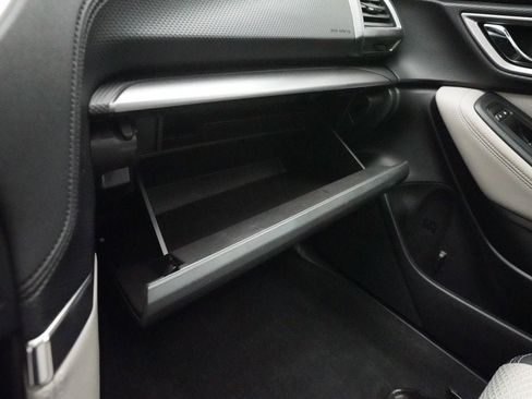 Certified 2024 Subaru Forester Premium AWD/4WD image 33
