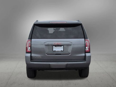 Used 2018 GMC Yukon SLT image 5