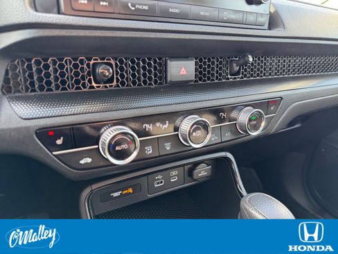 Certified 2025 Honda CR-V EX image 21