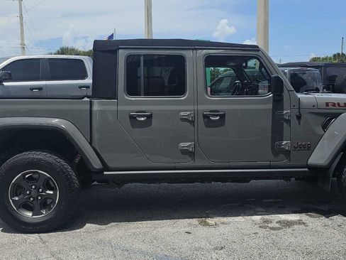 Used 2022 Jeep Gladiator Rubicon w/ Dual Top Group AWD/4WD image 6