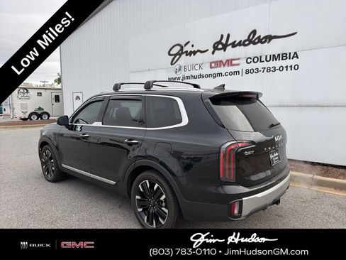 Used 2024 Kia Telluride SX Prestige w/ Towing Package image 3