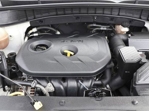 Used 2017 Hyundai Tucson SE image 30