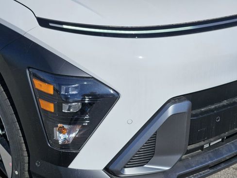 New 2026 Hyundai Kona Limited FWD image 8