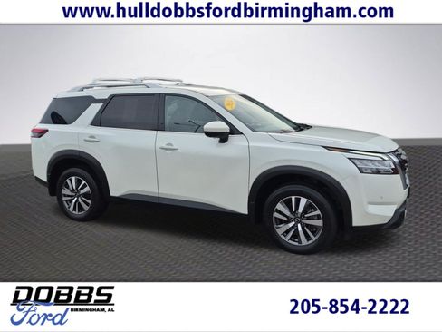 Used 2024 Nissan Pathfinder SL AWD/4WD image 1
