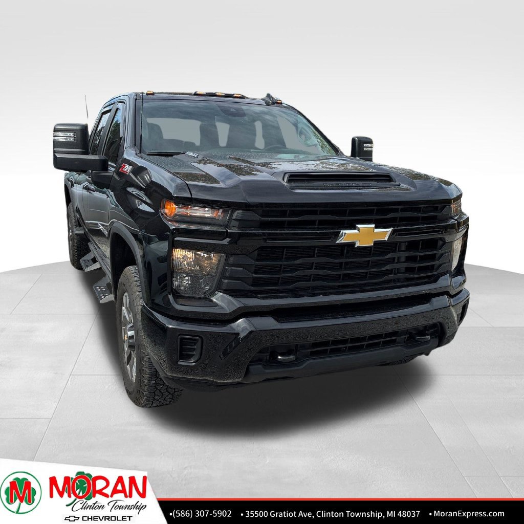 Used 2024 Chevrolet Silverado 2500 Custom w/ Custom Value Package AWD/4WD image 2