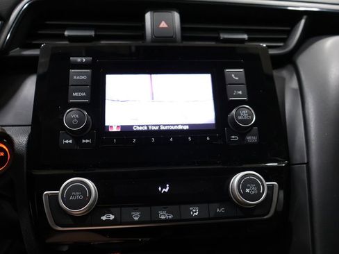 Used 2019 Honda Insight LX image 26