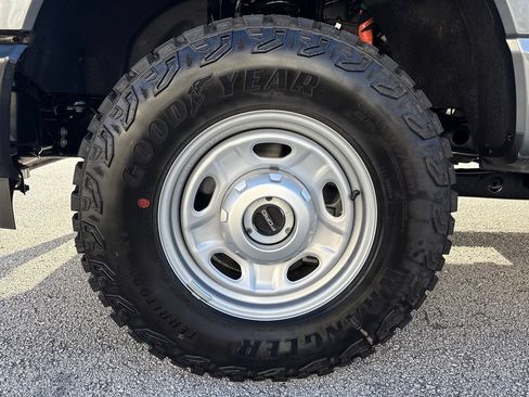 New 2026 Ford F250 XL w/ XL Off-Road Package AWD/4WD image 14