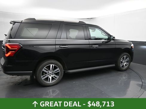 Used 2024 Ford Expedition Limited image 15
