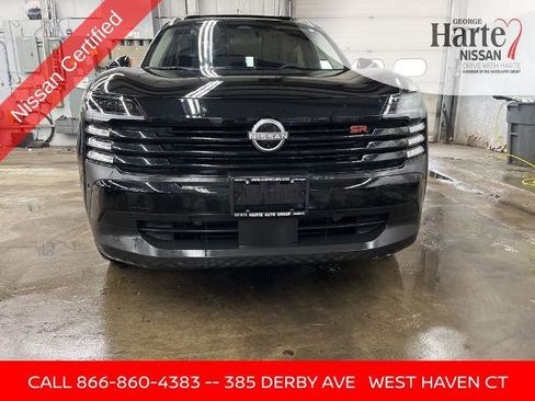 Certified 2025 Nissan Kicks SR image 1