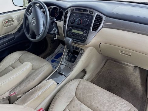 Used 2002 Toyota Highlander 2WD V6 w/ Convenience Pkg image 33