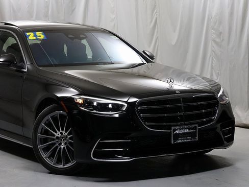 Certified 2025 Mercedes-Benz S 580 S 580 image 2