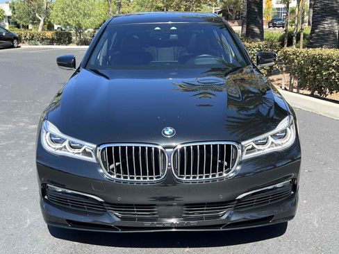 Used 2018 BMW ALPINA B7 xDrive image 18