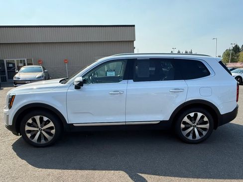 Used 2020 Kia Telluride S AWD/4WD image 5