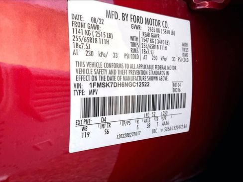 Certified 2022 Ford Explorer XLT w/ Equipment Group 202A image 34