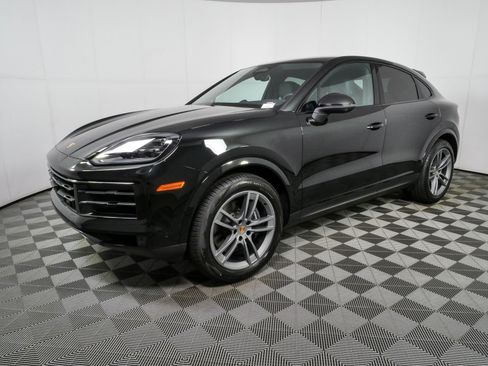 New 2026 Porsche Cayenne Coupe AWD/4WD image 2
