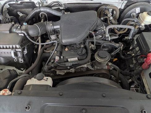 Used 2017 Toyota Tacoma SR image 21