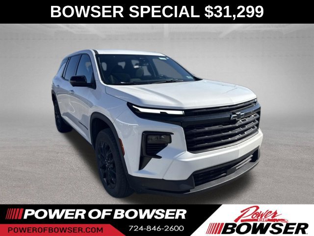 Used 2024 Chevrolet Traverse LS w/ Midnight/Sport Edition FWD image 9