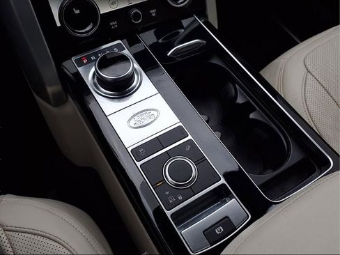 Used 2021 Land Rover Range Rover Westminster Edition image 12