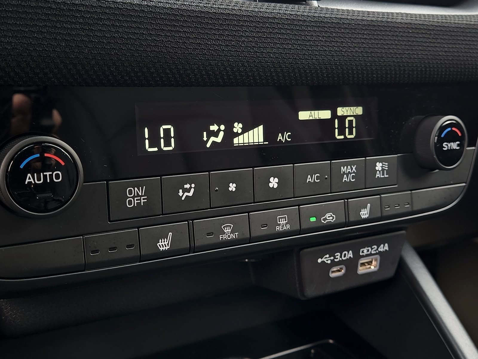 Certified 2026 Subaru Outback Limited XT AWD/4WD image 16