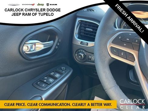 Used 2022 Jeep Cherokee Limited w/ Elite Package image 19