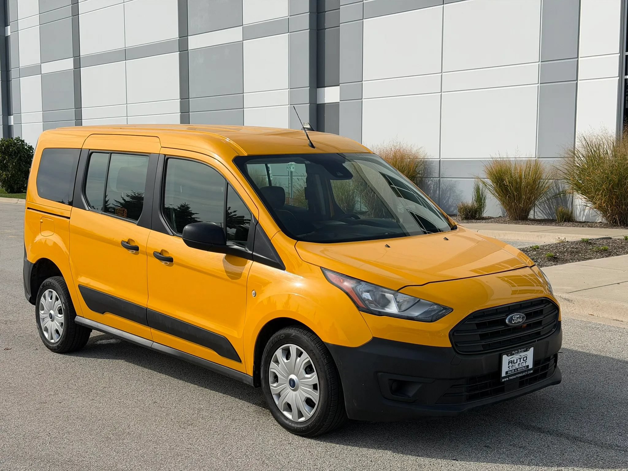 Used 2023 Ford Transit Connect XL FWD image 4