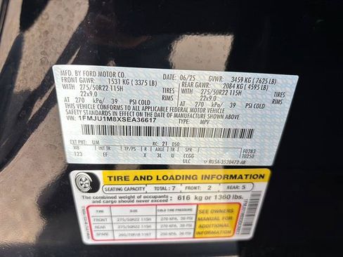 Certified 2025 Ford Expedition Platinum w/ Driver's Package AWD/4WD image 21