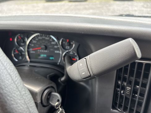 New 2025 Chevrolet Express 3500 w/ Power Convenience Package image 22