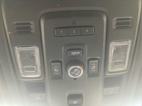 Used 2021 Cadillac Escalade ESV Premium Luxury image 27