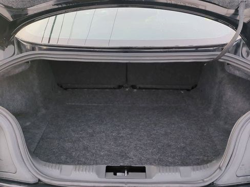 Used 2018 Ford Mustang Coupe image 31