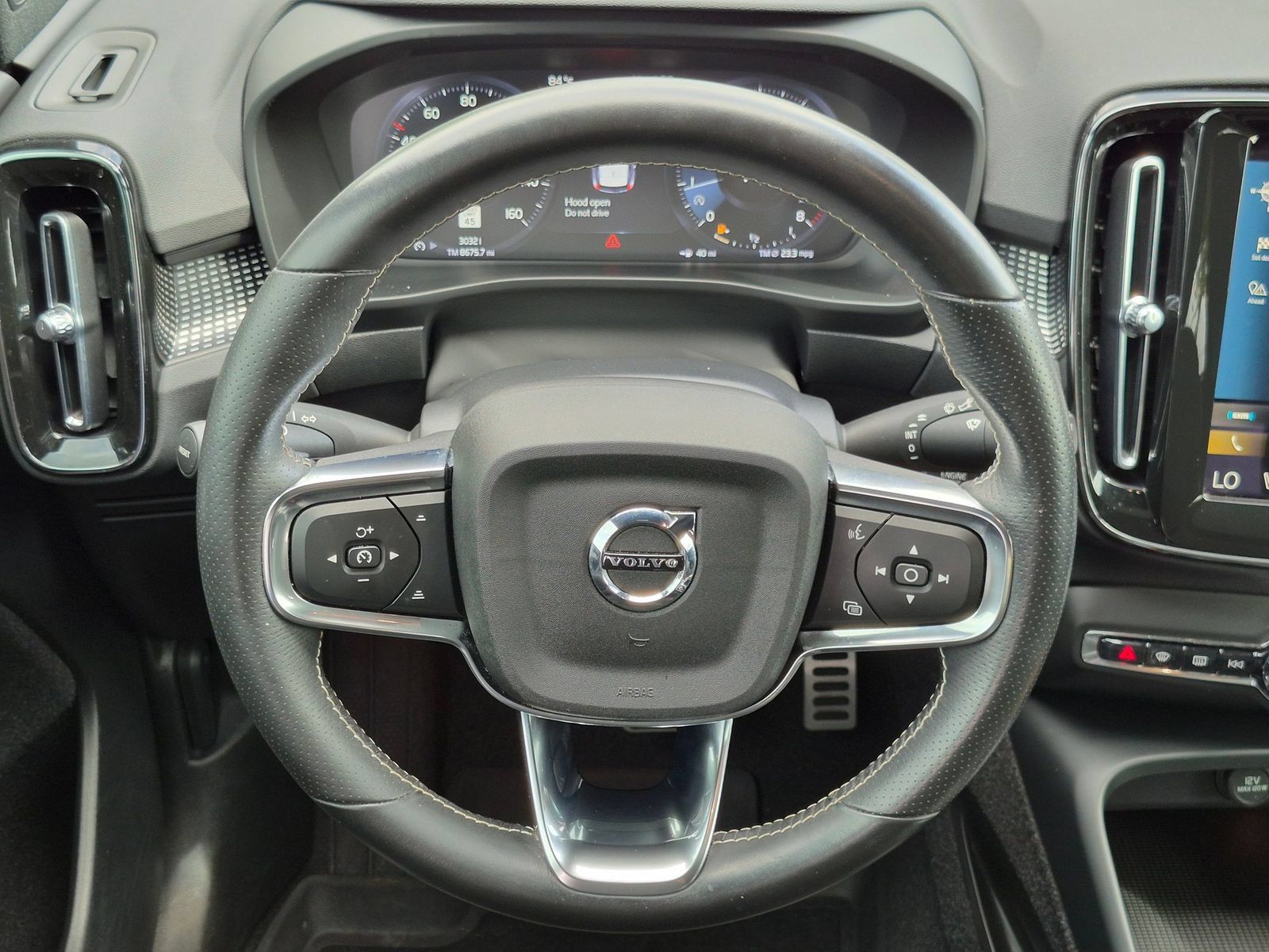 Used 2021 Volvo XC40 T5 R-Design w/ Climate Package AWD/4WD image 31