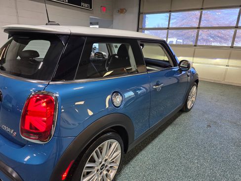 Used 2022 MINI Cooper S image 7