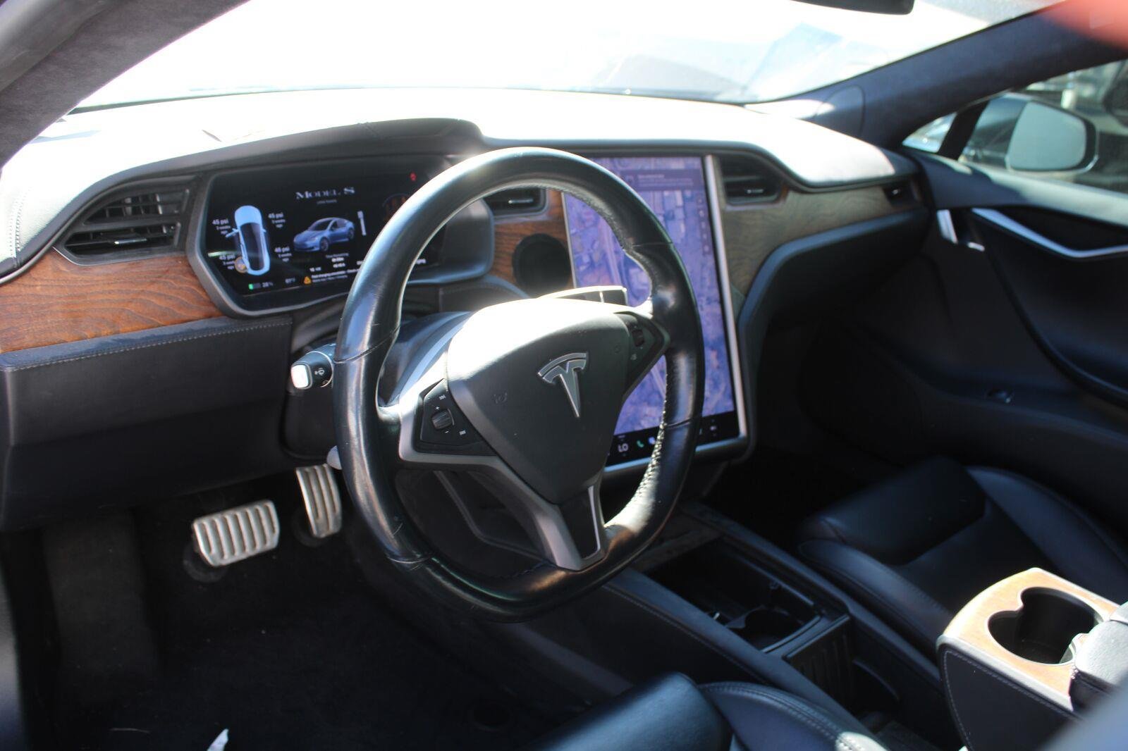Used 2020 Tesla Model S Long Range Plus AWD/4WD image 7